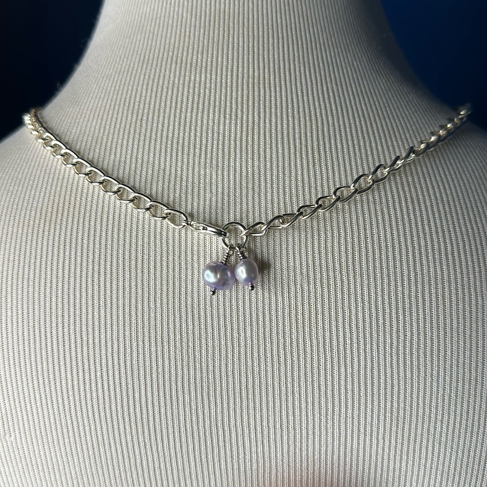 Dyed oyster shell necklace   #3 - Picture 6 of 8